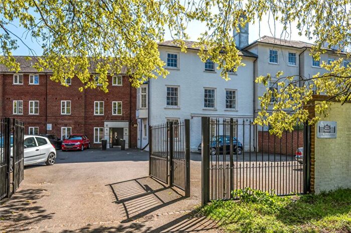 Studio For Sale In Weston Green Road, Thames Ditton, KT7