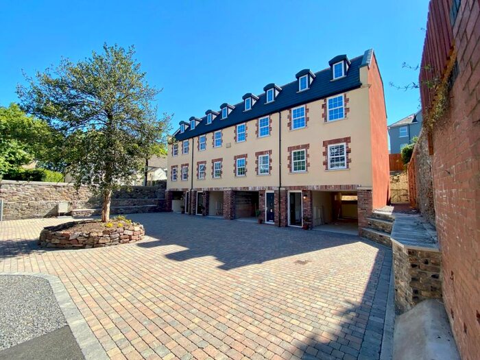 Houses for sale in Fields Park Road, NP20, Newport