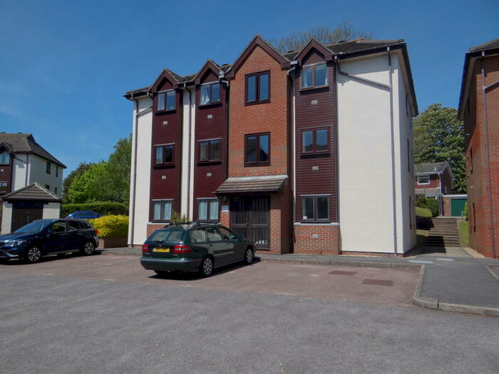 1 Bedroom Flat To Rent In Compass Point, Fareham, PO16