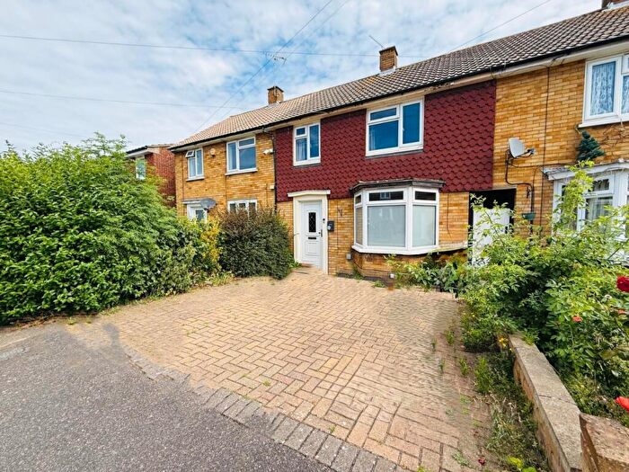 3 Bedroom Terraced House To Rent In Winchester Way, Rainham, ME8