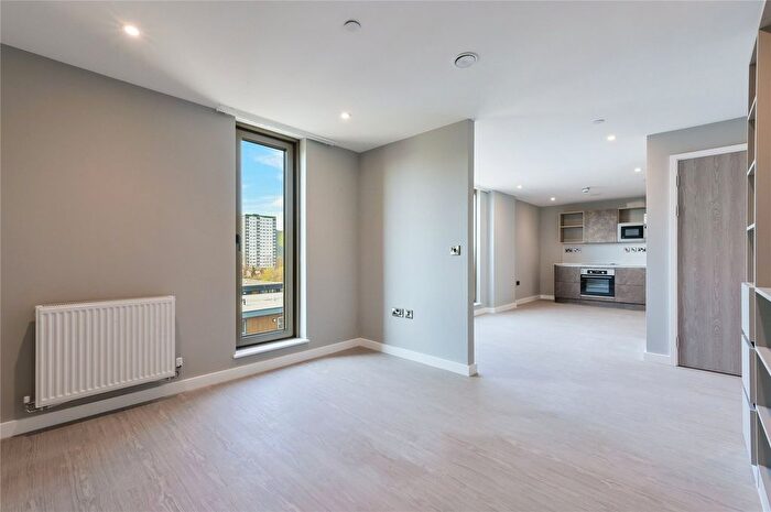 Studio To Rent In Spinners Yard, Skinner Ln, LS7