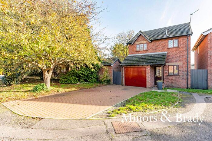 3 Bedroom Detached House To Rent In Hogarth Close, Bradwell, NR31