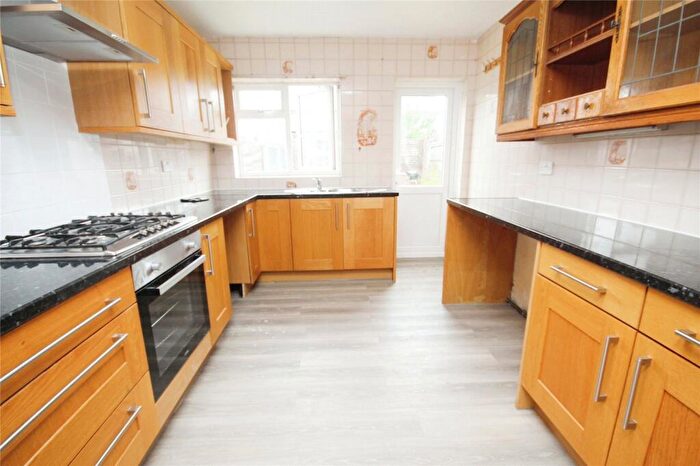 2 Bedroom Terraced House To Rent In Stamford Road, Dagenham, RM9