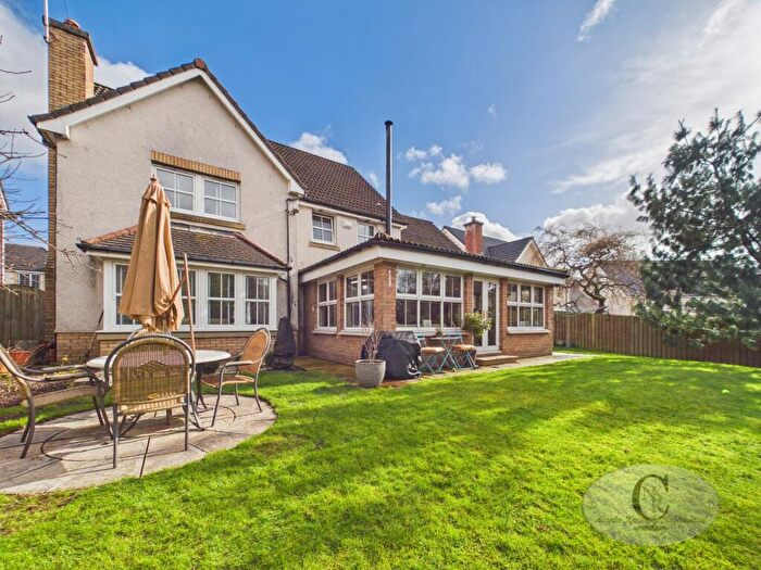 4 Bedroom Detached House For Sale In Royal Gardens, Bothwell, G71
