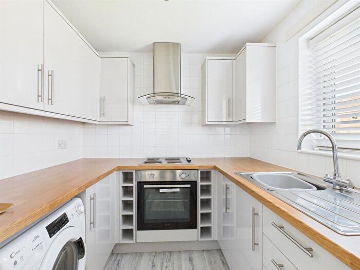 1 Bedroom Flat To Rent In Sandbrook Court, Wirral, CH46