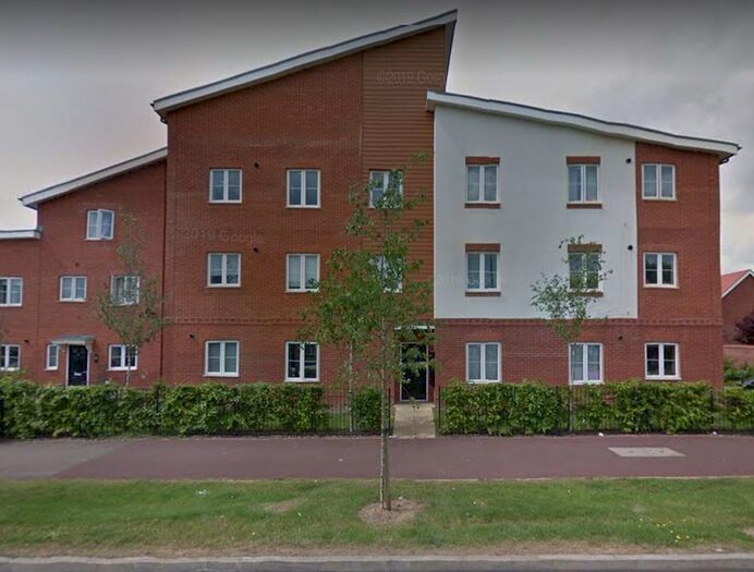 2 Bedroom Flat To Rent In Siddington Drive, Aylesbury, HP18