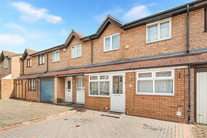 3 Bedroom Terraced House For Sale In Express Drive, Goodmayes, IG3