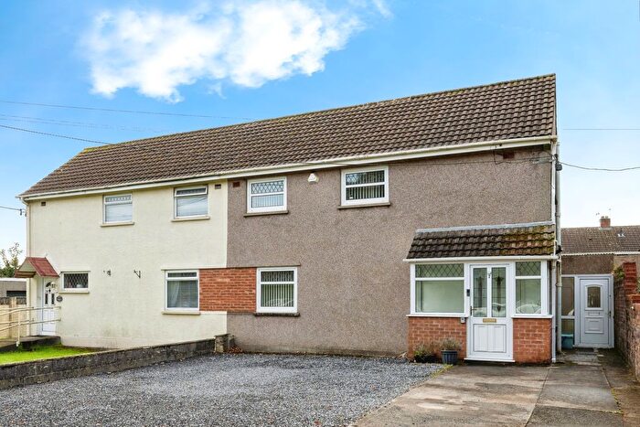 3 Bedroom Semi-Detached House For Sale In Heol Llwyn Bedw, Hendy, Pontarddulais, Swansea, SA4