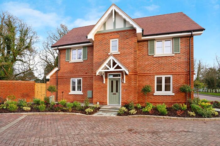 3 Bedroom House To Rent In Balcombe, RH17