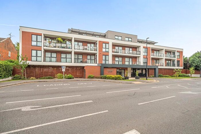 2 Bedroom Flat For Sale In Oldfield Road, Maidenhead, SL6