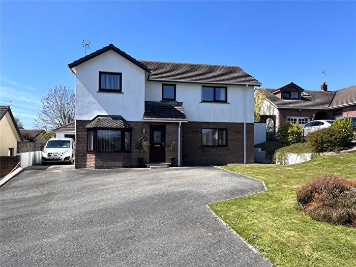 4 Bedroom Detached House For Sale In Glenview Avenue, Pembroke Dock, Pembrokeshire, SA72