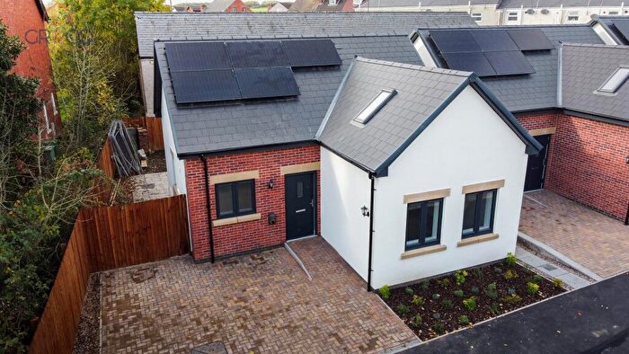 2 Bedroom Detached Bungalow For Sale In Mill Lane, Pinxton, Derbyshire, NG16