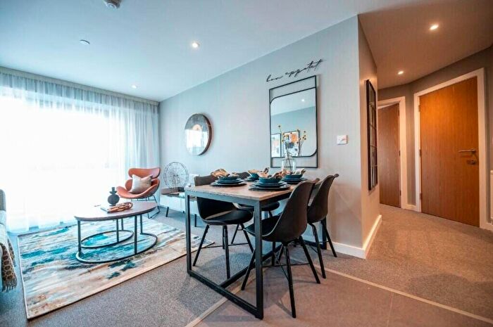 2 Bedroom Apartment To Rent In The Ironworks, Sheffield, S3