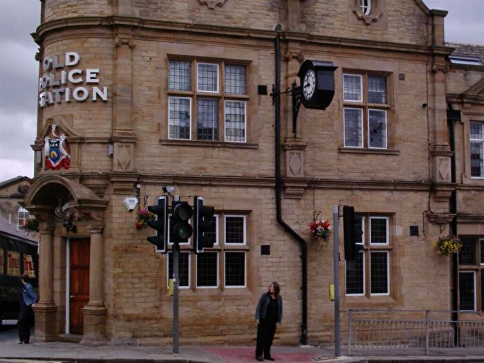 1 Bedroom Flat To Rent In Flat The Old Police Station, Town Street, Leeds, LS7
