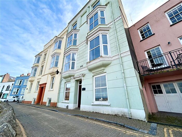 2 Bedroom Flat For Sale In Crackwell Street, Tenby, Pembrokeshire, SA70