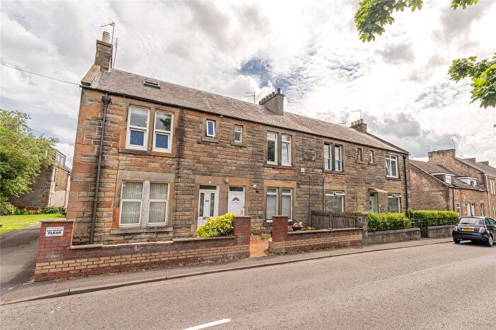 2 Bedroom Flat For Sale In Easter Road, Broxburn, West Lothian, EH52