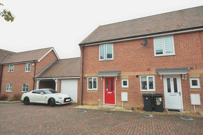 2 Bedroom End Of Terrace House To Rent In Lundy Walk, Hailsham, BN27