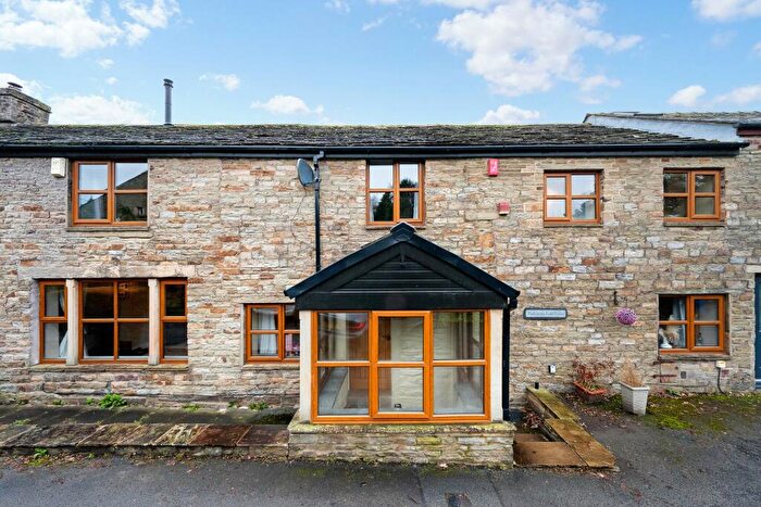 4 Bedroom Character Property For Sale In Parkinson Fold, Haslingden, BB4