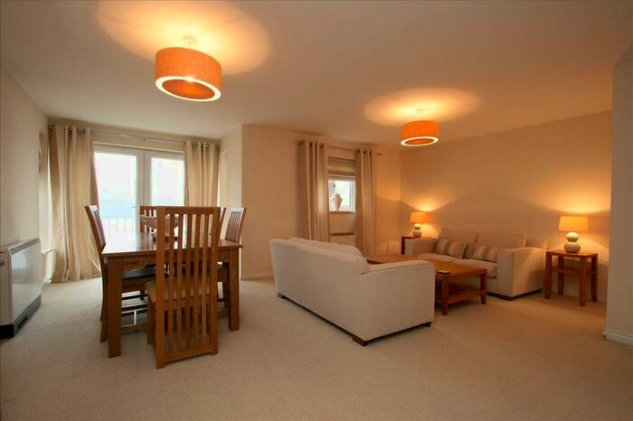 2 Bedroom Flat To Rent In Bittern Close, Dunston, Gateshead, NE11