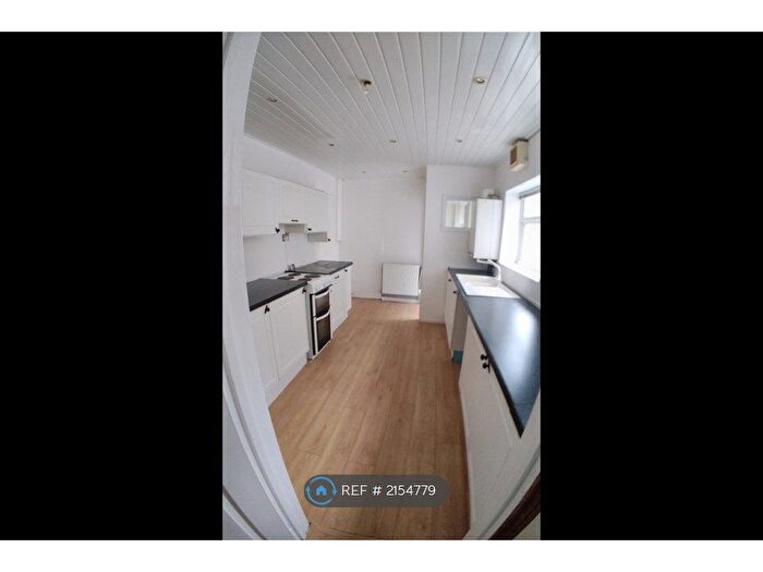 1 Bedroom Flat To Rent In Stanhope Road, South Shields, NE33