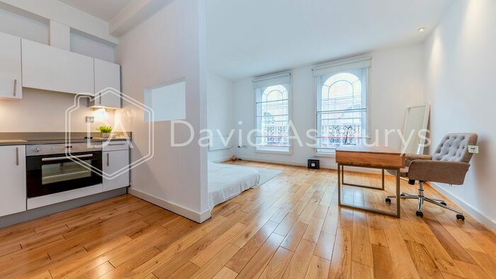 Studio To Rent In York Way, King's Cross, London, N1