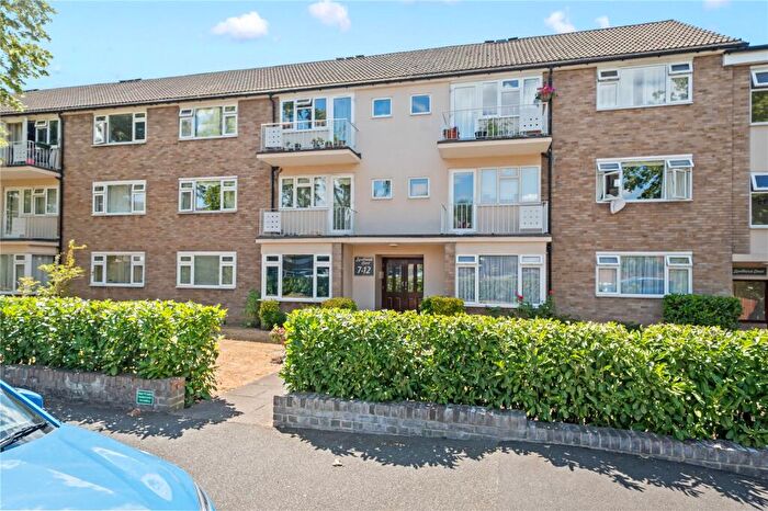2 Bedroom Apartment For Sale In Overton Road, Sutton, SM2