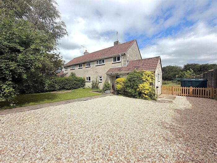 3 Bedroom Property To Rent In Cross Lanes, Melcombe Bingham, Dorchester, DT2