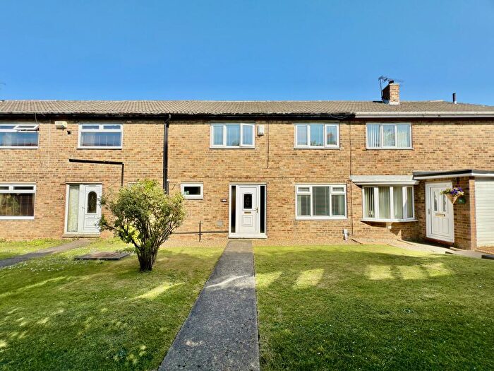 4 Bedroom Terraced House For Sale In Buckingham Road, Peterlee, Durham, SR8