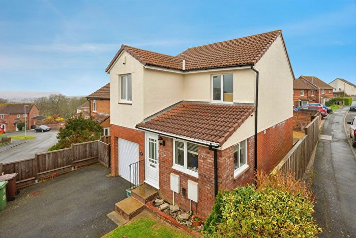 4 Bedroom Detached House For Sale In Kitter Drive, Plymouth, PL9