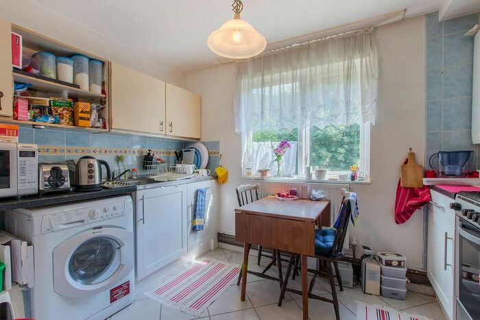 1 Bedroom Flat To Rent In Perks Close, Blackheath, London, SE3