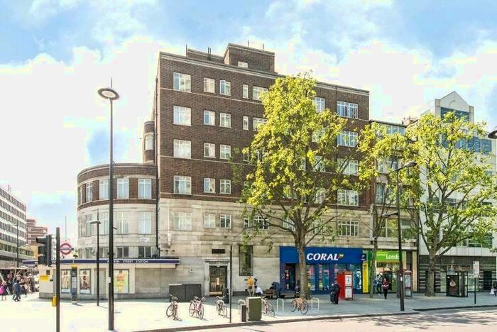 Studio To Rent In Warren Court, Euston Road, London, NW1