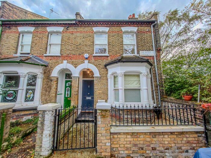 Houses for sale & to rent in SE18 3TN, Plumstead Common Road, Woolwich
