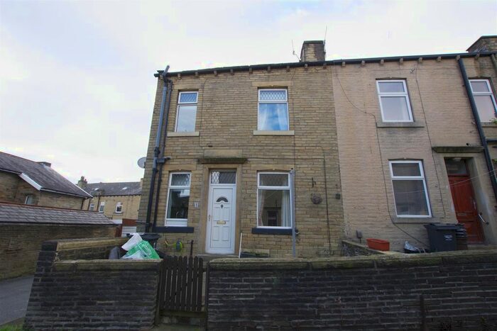 2 Bedroom Terraced House To Rent In Bath Street, Elland, HX5