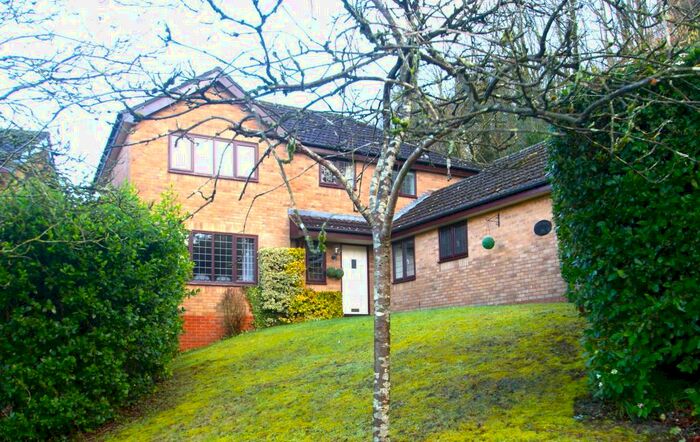 4 Bedroom Detached House To Rent In Brook Way, Andover, SP11