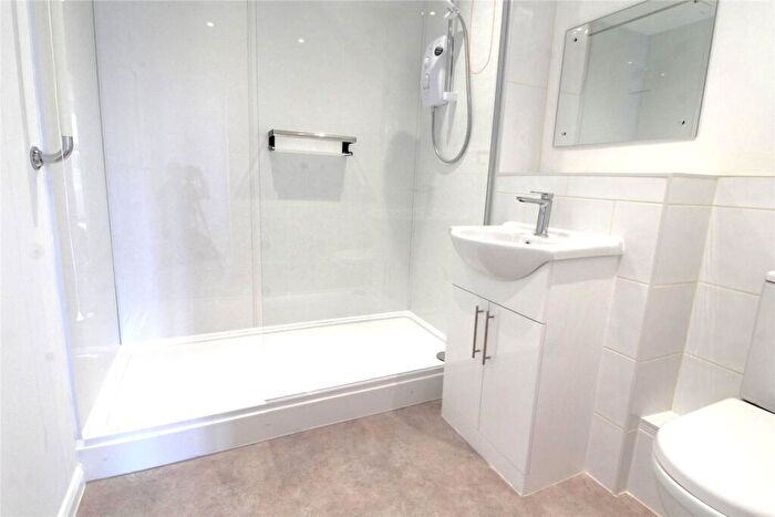 1 Bedroom Retirement Property For Sale In Ainsley Close, London, N9