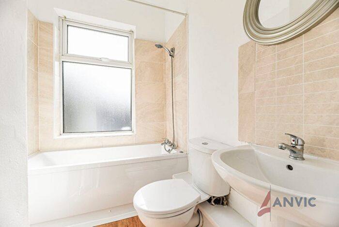 2 Bedroom Terraced House To Rent In Pitt Street, Stockport, SK3