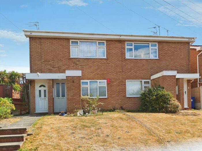 1 Bedroom Maisonette For Sale In Sandals Rise, Halesowen, B62