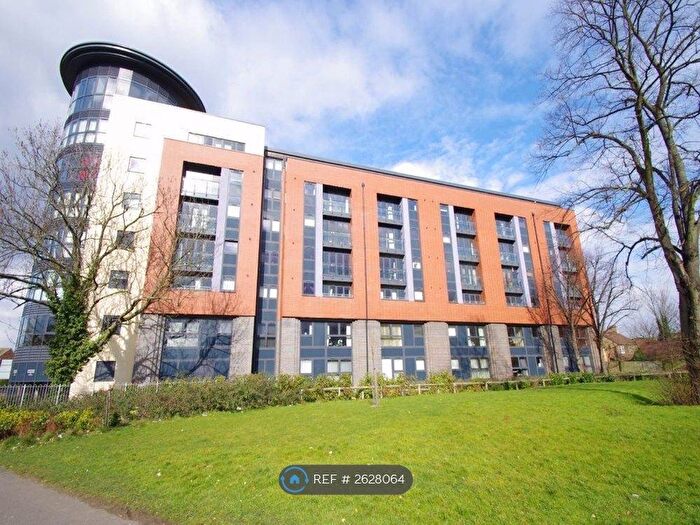 1 Bedroom Flat To Rent In St. Albans Road, Watford, WD17