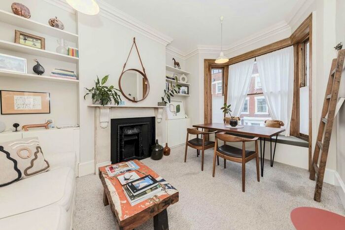 1 Bedroom Flat To Rent In Beaumont Crescent, London, W14