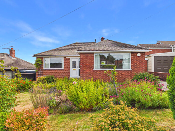 2 Bedroom Detached Bungalow For Sale In Florence Road, Wingerworth, S42