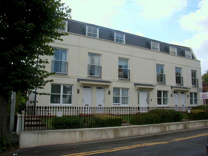2 Bedroom Flat To Rent In Westerly Mews, Canterbury CT2