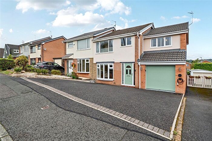 4 Bedroom Semi-Detached House For Sale In Pinewood, Blackburn, Lancashire, BB2