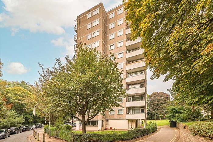 2 Bedroom Flat To Rent In Norley Vale, Putney, SW15