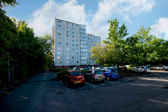 1 Bedroom Flat To Rent In Peninsula Building, Kersal Way, M7