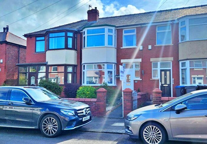 3 Bedroom House For Sale In Lulworth Avenue, Blackpool, FY3