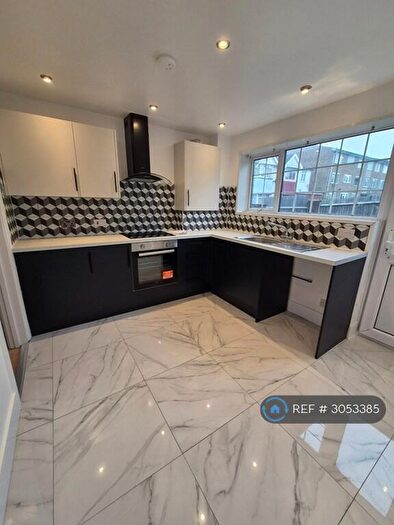 4 Bedroom End Of Terrace House To Rent In Mill Road, Gillingham, ME7