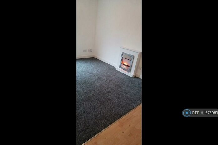 Studio To Rent In Carrington, Nottingham, NG5