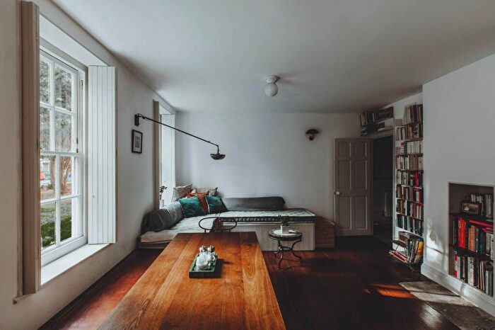 1 Bedroom Flat To Rent In Whitmore House, Hackney, London, N1