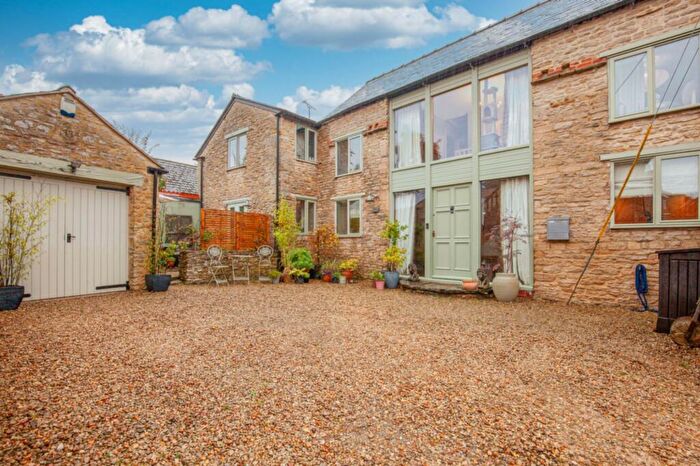 3 Bedroom Barn Conversion For Sale In Bates Lane, Souldern, OX27