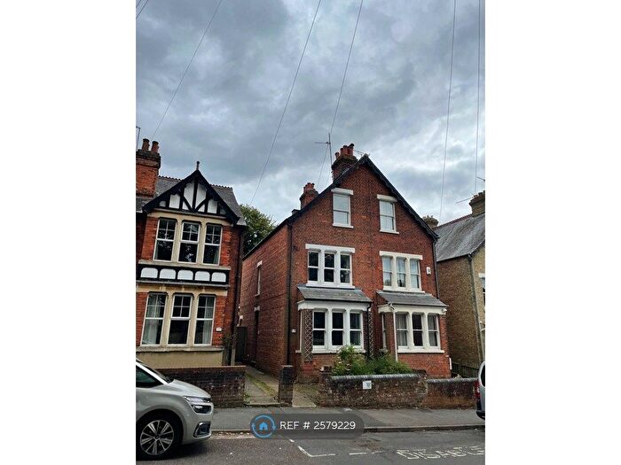 4 Bedroom Semi-Detached House To Rent In Junction Road, Oxford, OX4